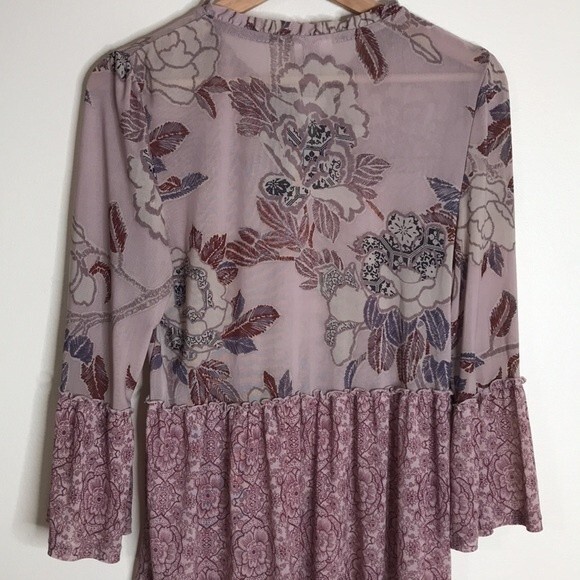 Knox Rose Floral Blouse Boho Peasant Top Ruffles Bell Sleeves Beige Pink Size S - Picture 12 of 12